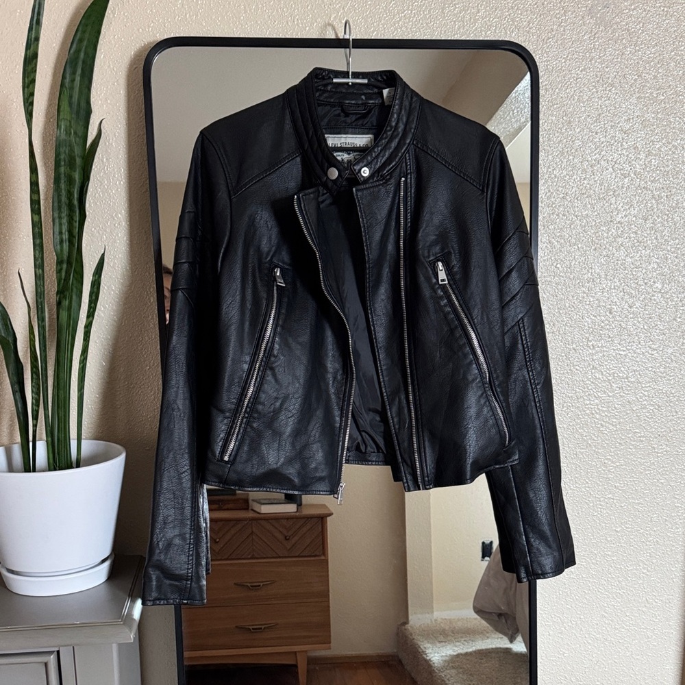 Levi's Black Leather Biker Jacket